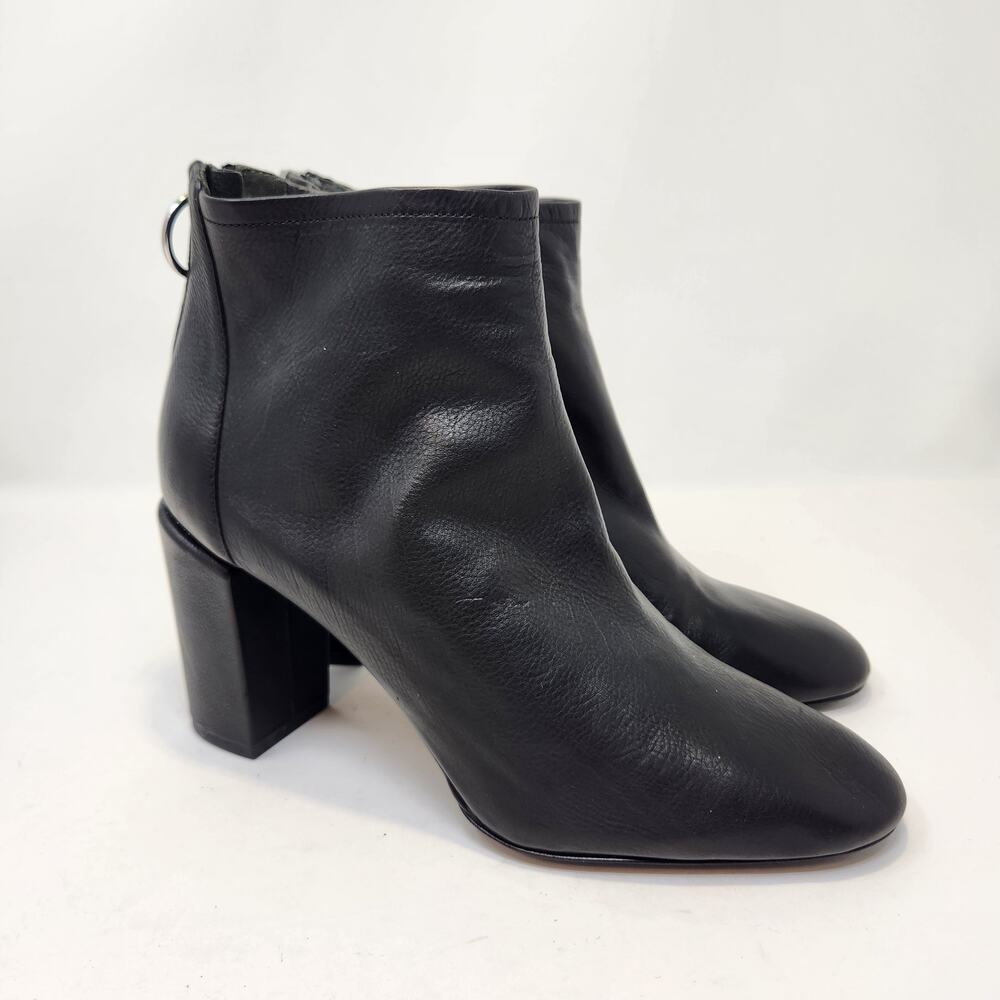 Via Spiga Black Soft Leather Heeled Ankle Boot Bootie Size 8.5 M Zipper Classic